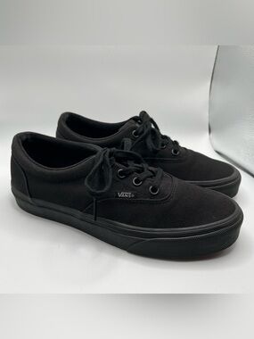 Vans Era Black Black Low Top Sneakers
Women's Size 7 Canvas Skate Shoes
